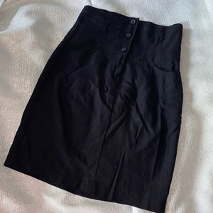 Black Fitted Pencil Skirt